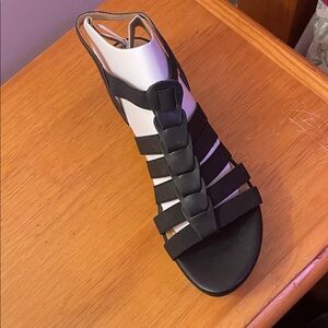 Easy Spirit Black Strappy Gladiator Sandals